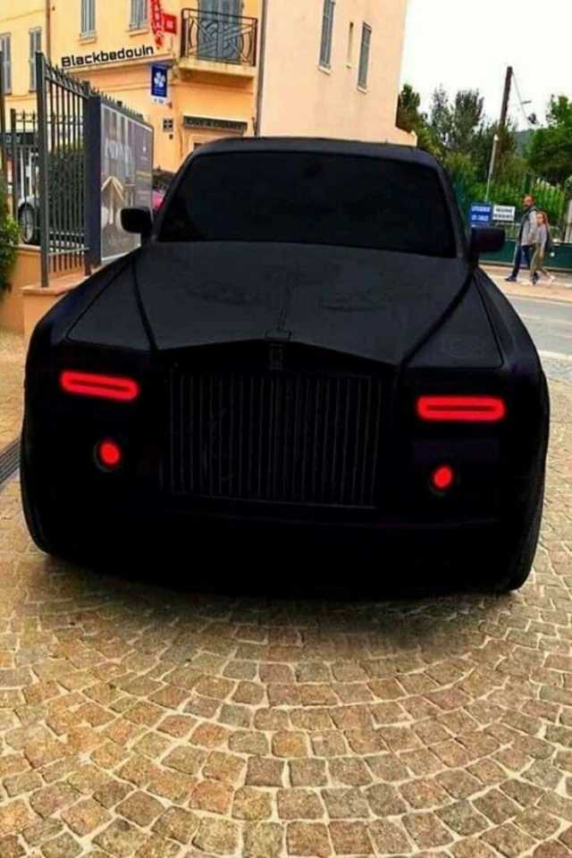 Bentley color negro profundo