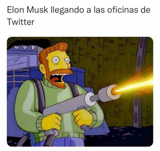 Elon Musk llegandoa las oficinas de Twitter