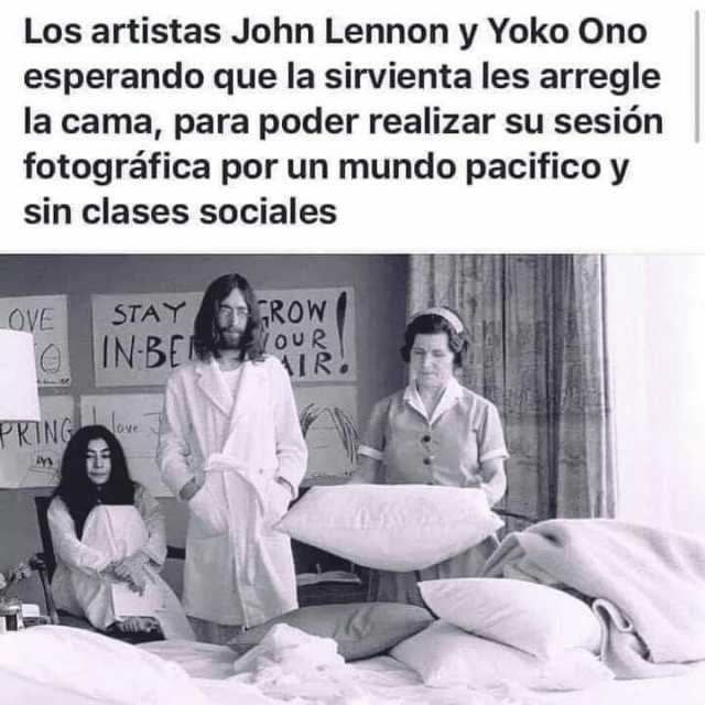 Los artistas John Lennon y Yoko Ono esperando que la sirvienta les arregle la cama para poder realizar su sesión fotográfica por un mundo pacifico y sin clases sociales CROW /ouR IR OVE STAY IN-BE RING ve