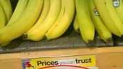 Banana is sooo hard to spell! Prices aucan trust LONG YELLOw THINGS 78. 1.72/kg Rcwhit