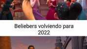 Beliebers yendo a ver a Justin en 2011 Beliebers volviendo para 2022 Sof G